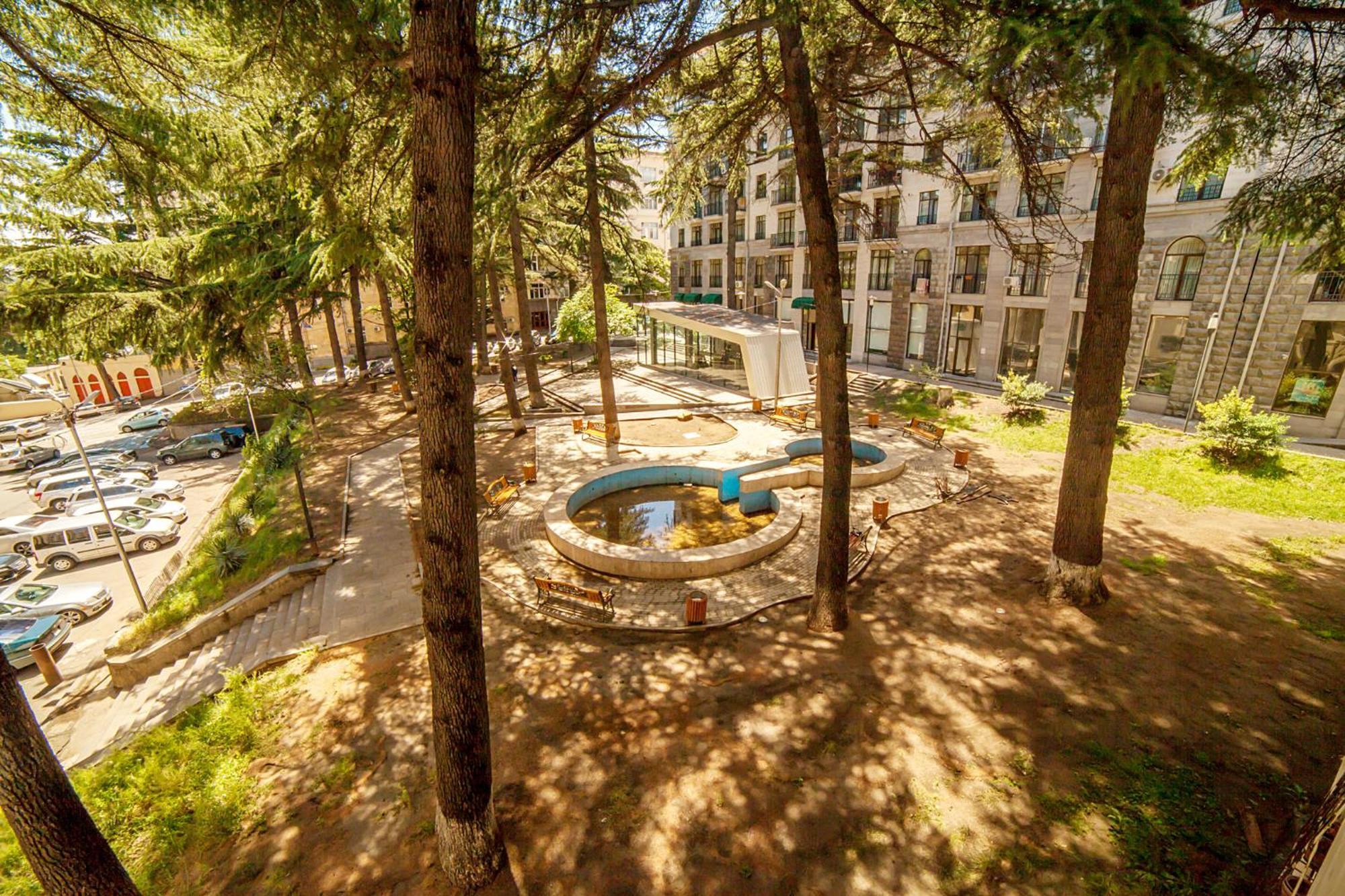 Hermes Apartment Тбилиси Екстериор снимка
