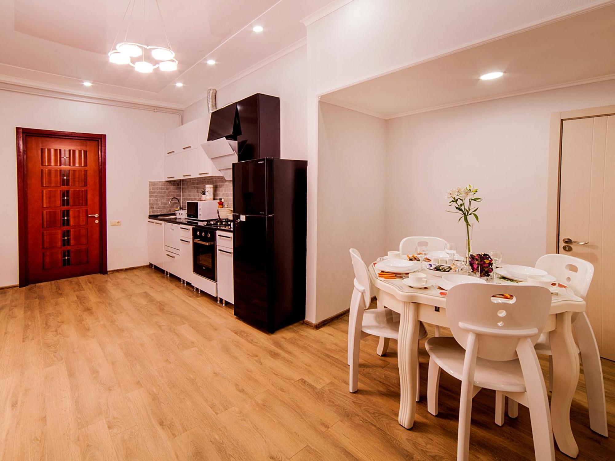 Hermes Apartment Тбилиси Екстериор снимка